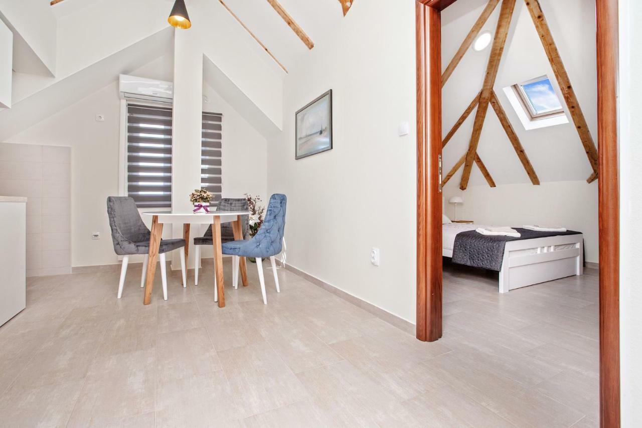 Apartments Isja Tivat Eksteriør bilde